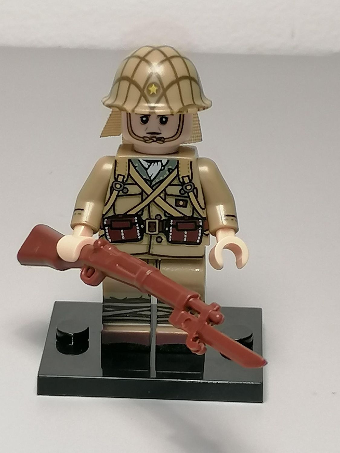 WW2 Japanese soldier minifigure​