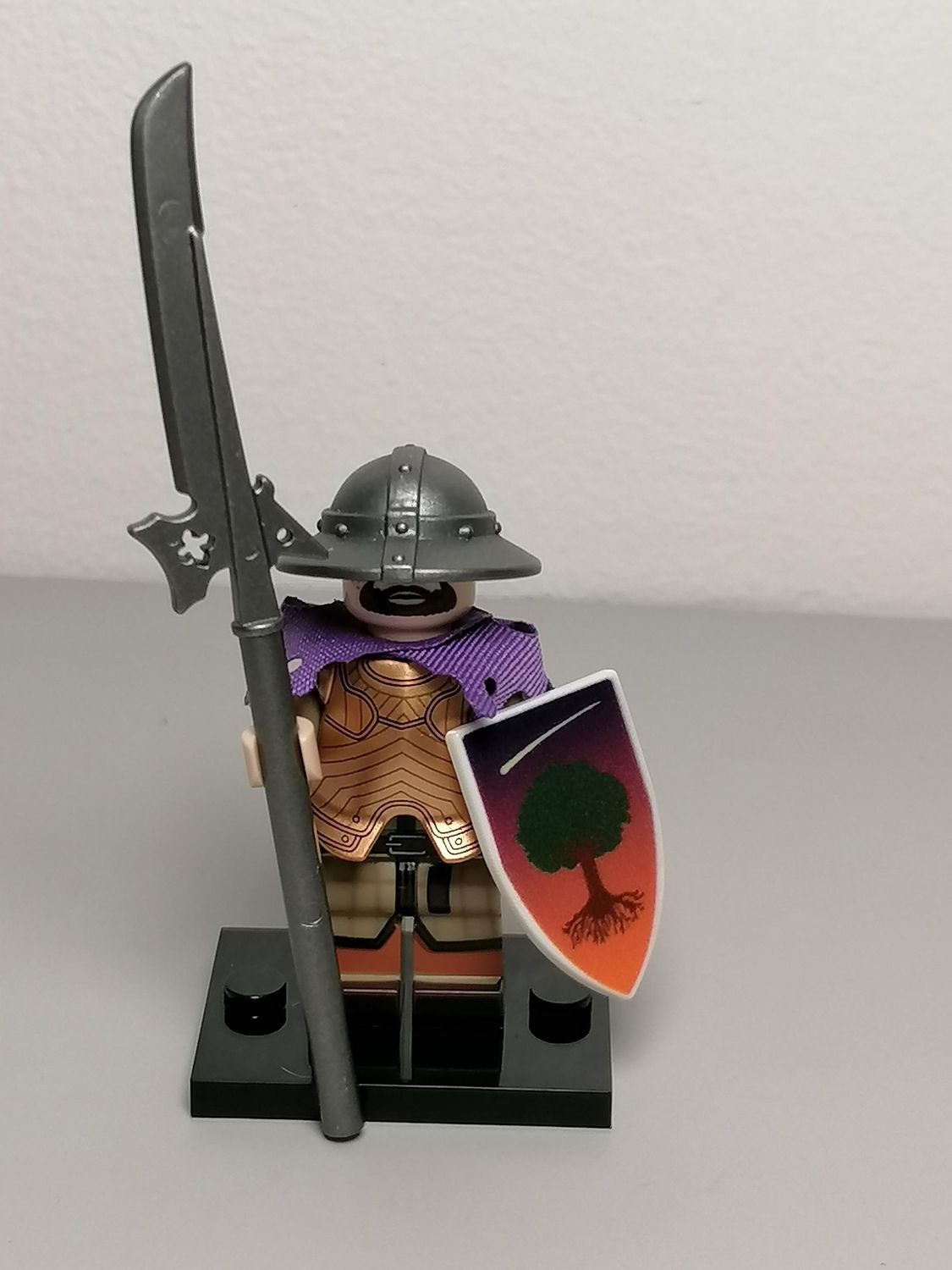 Medieval soldier minifigure
