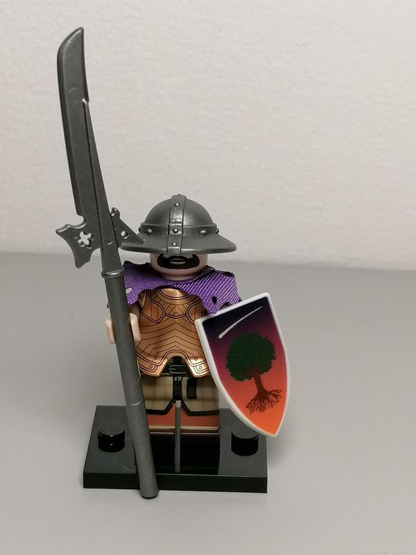 Medieval soldier minifigure