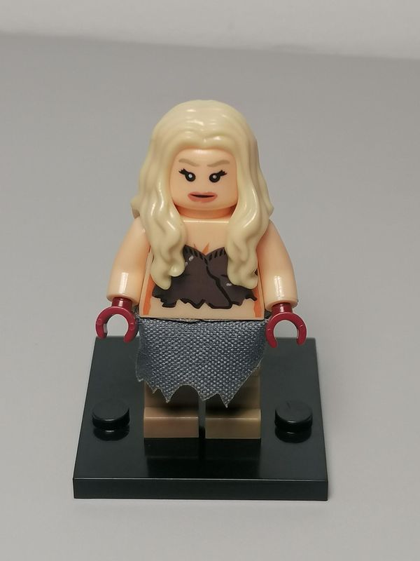 Daenerys Targaryen Medieval minifigure Games of throne