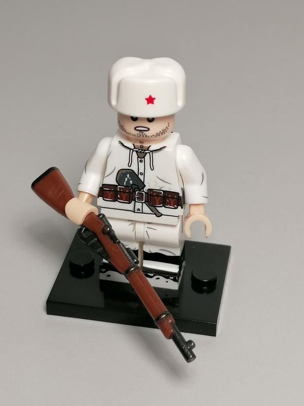 WW2 Soviet Soldier minifigure winter version