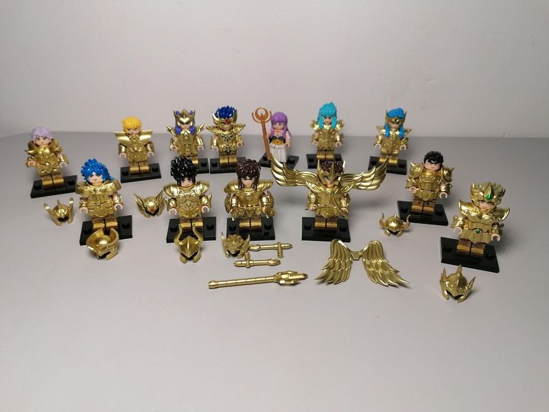 Saint Seiya minifigures lot Deluxe Edition