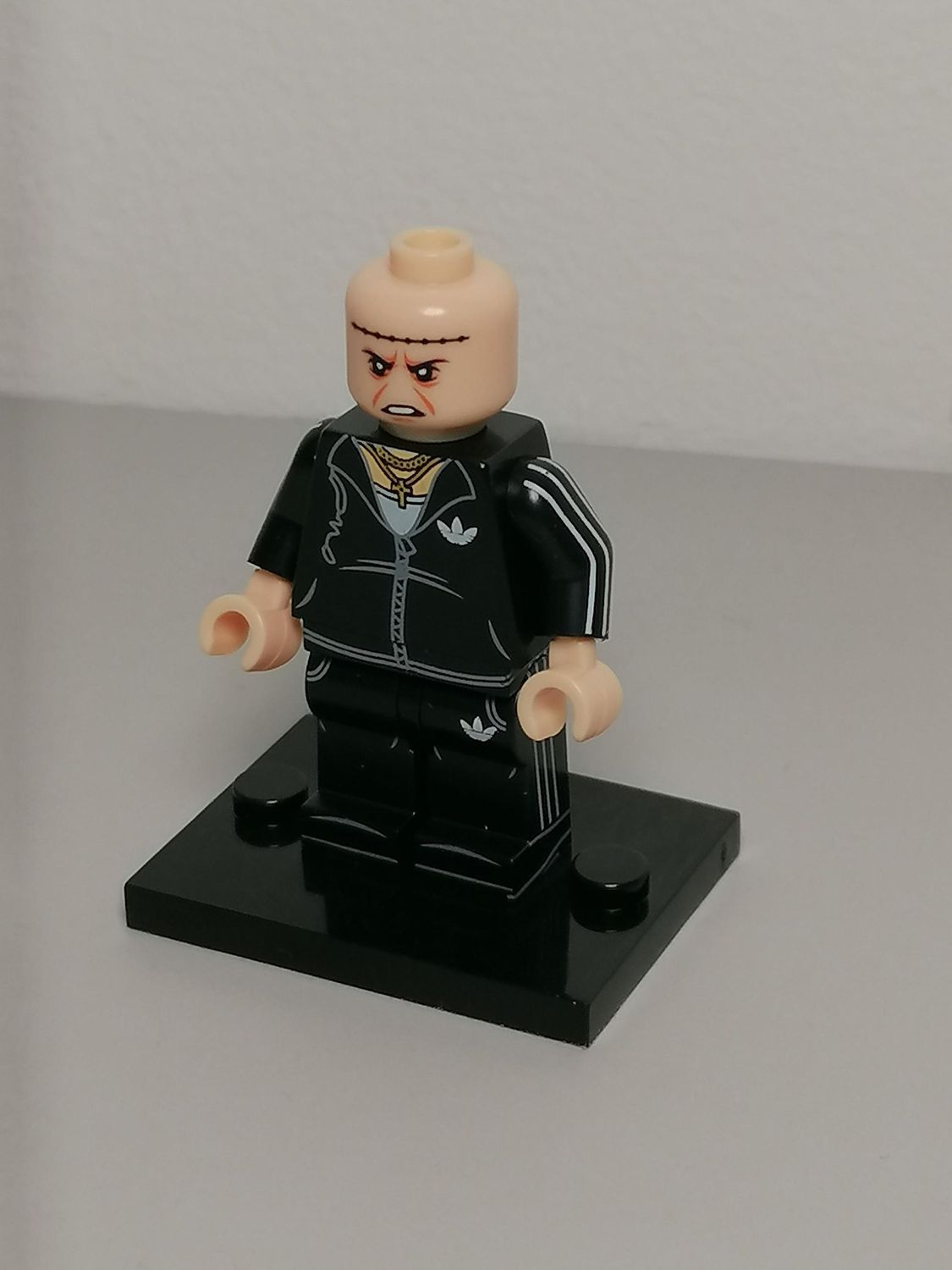Urban Hooligans minifigure