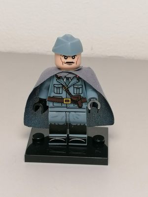 WW2 italian officer minifigure