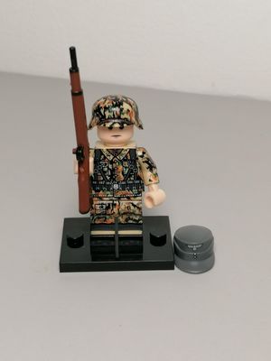 WW2 German Heer soldier minifigure