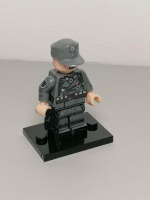 WW2 German elite minifigure