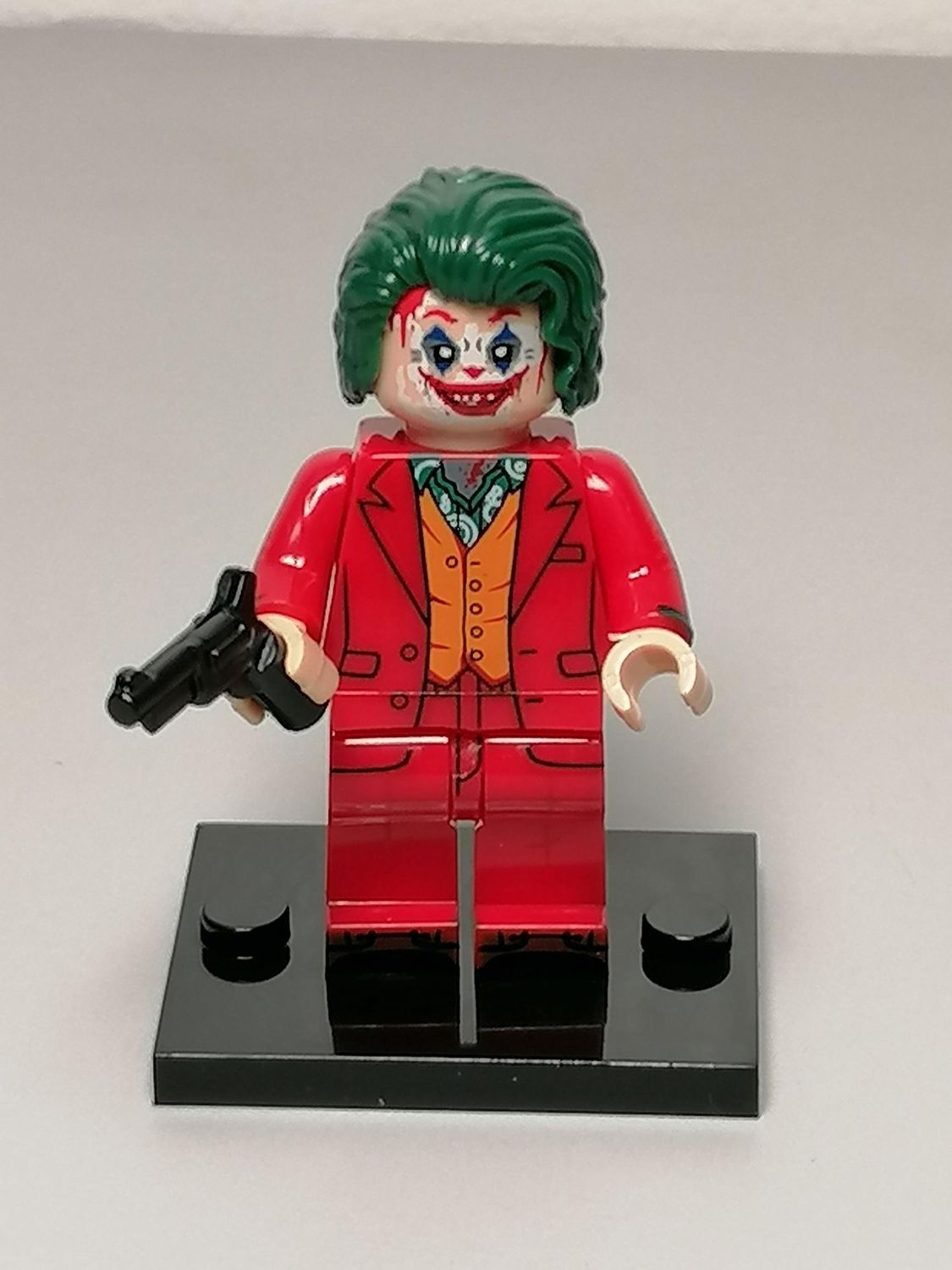 Joker minifigure