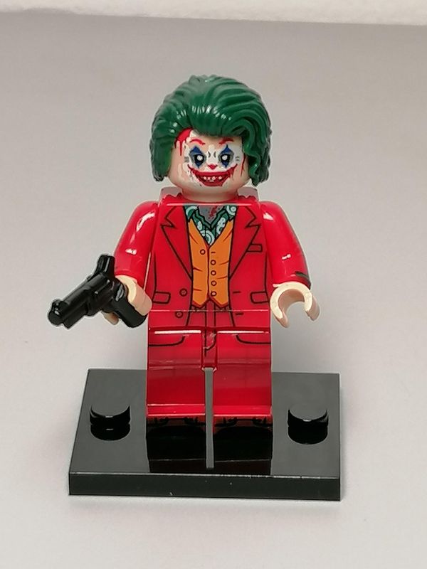 Joker minifigure