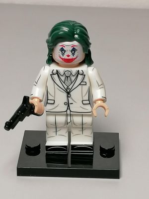 Joker minifigure