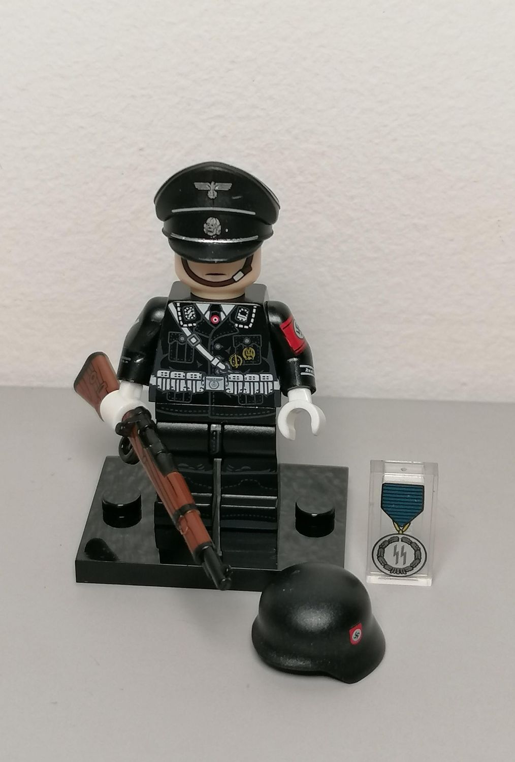 WW2 German Elite soldier minifigure