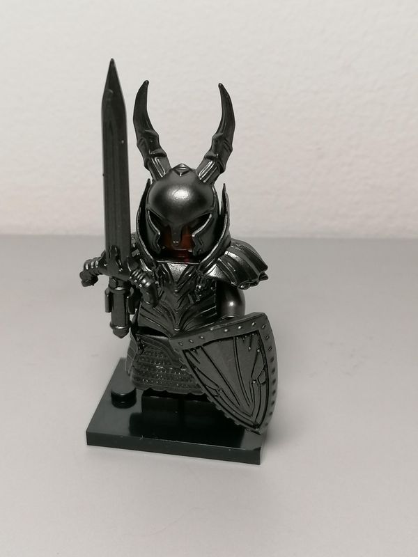 Medieval castle minifigure evil knight