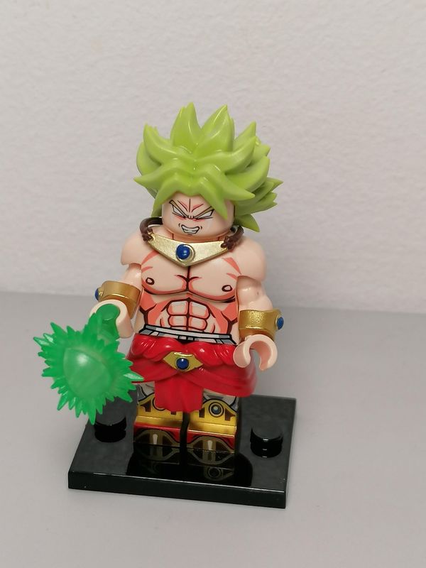 Dragon Ball Z minifigure deluxe version
