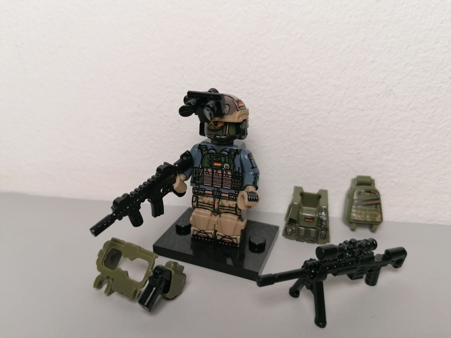 Military modern German KSK Soldier minifigure