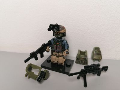 Military modern German KSK Soldier minifigure