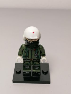 Military modern Russian Pilot minifigure