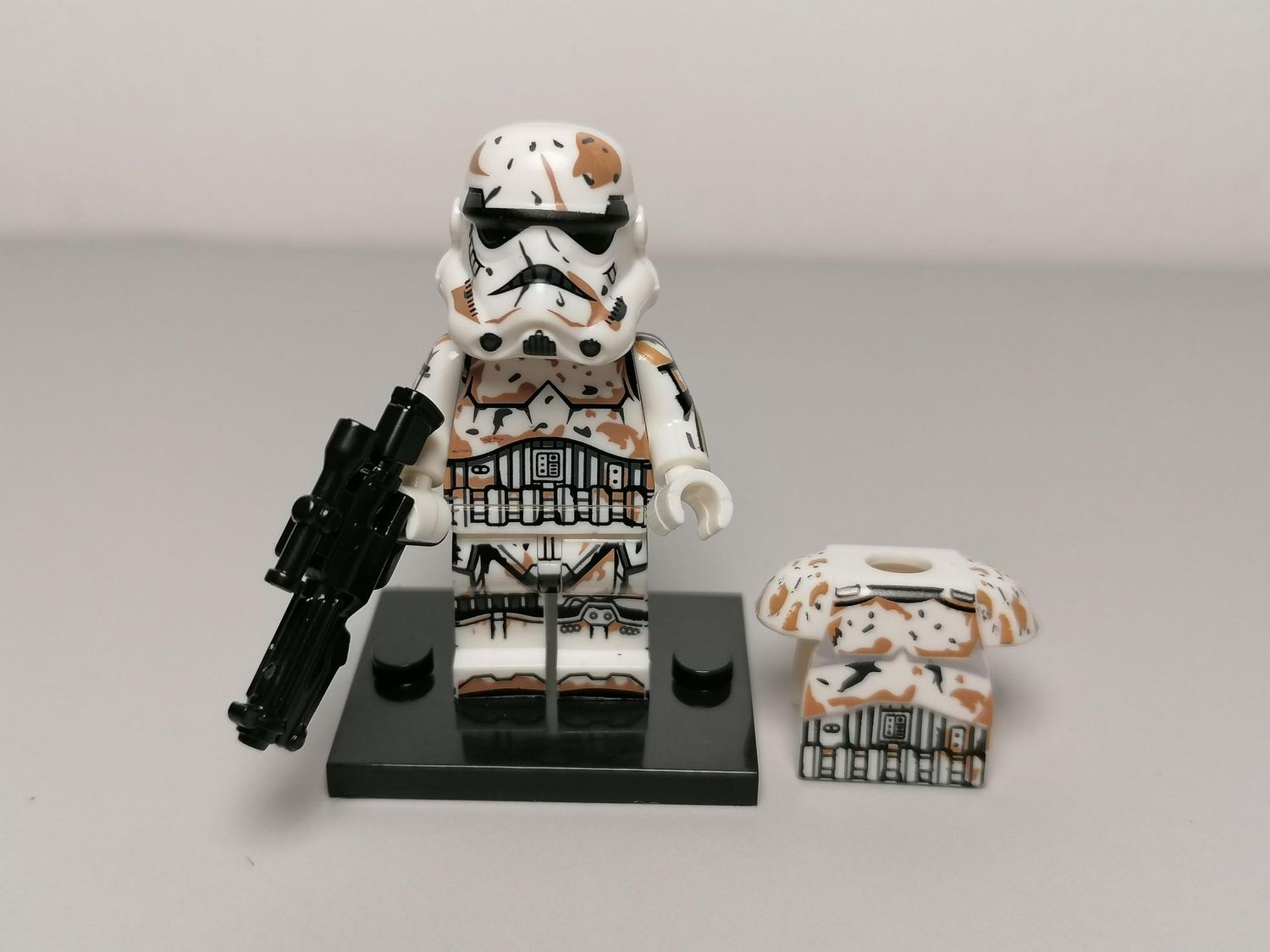 Star Wars Dirty Stormtroopers minifigure