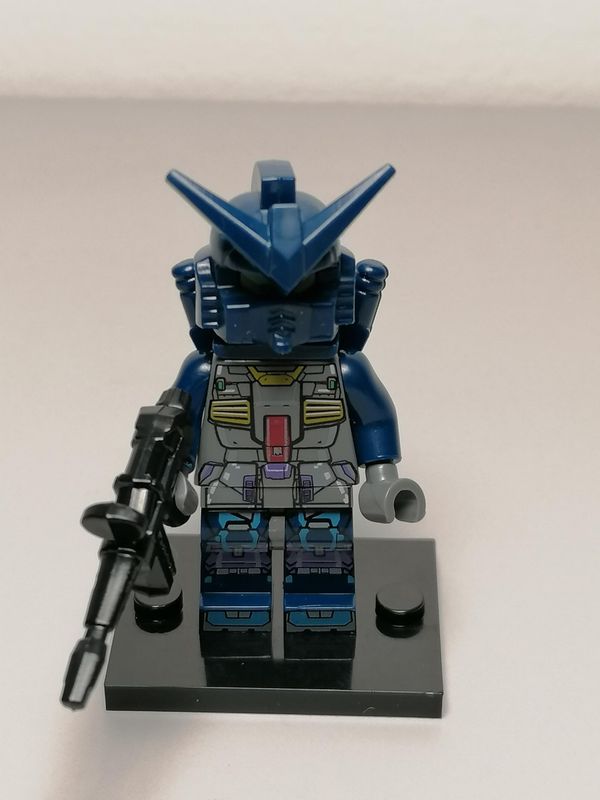 Mini Mobile Suit Gundam minifigure