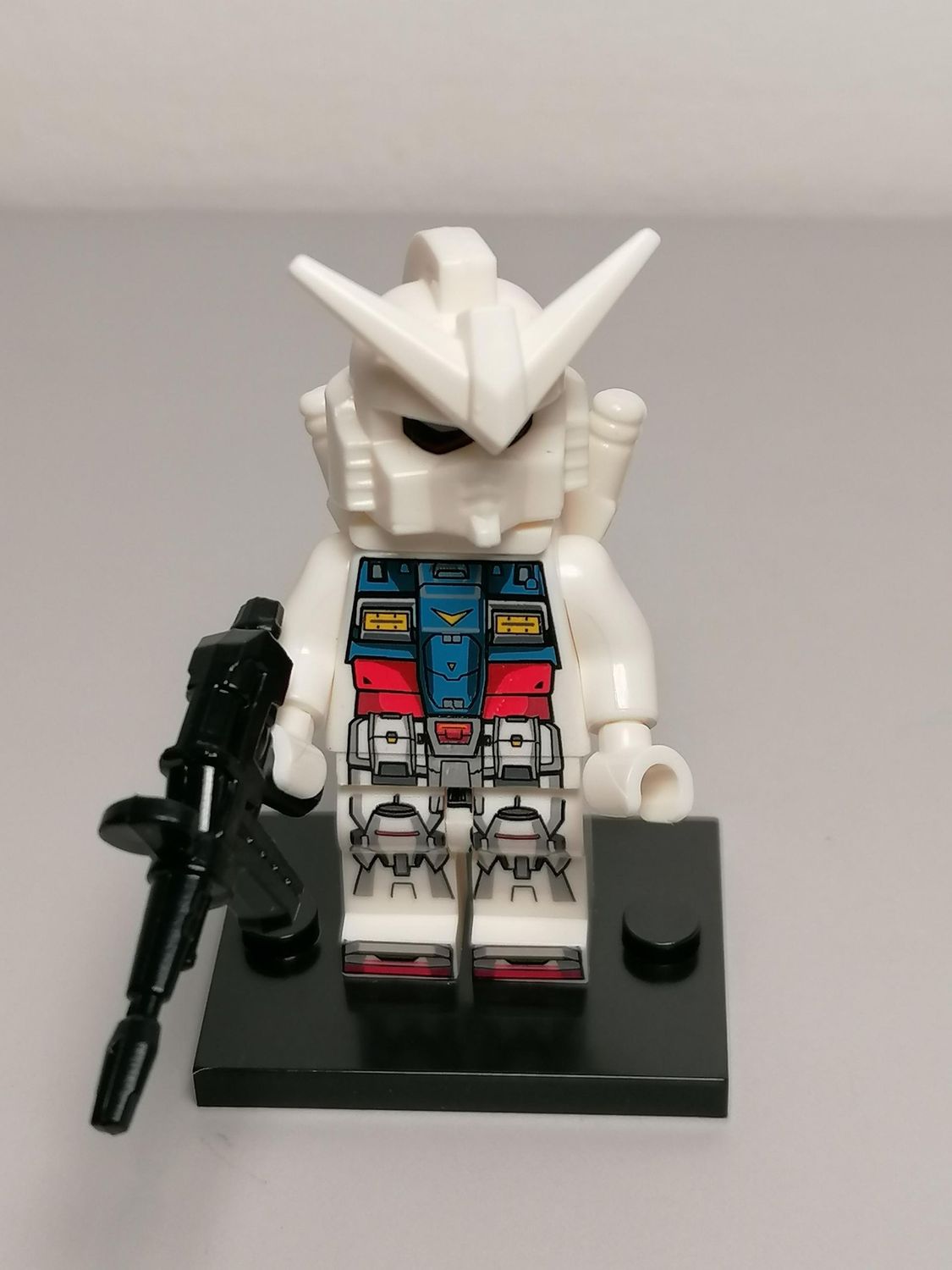 Mini Mobile Suit Gundam minifigure