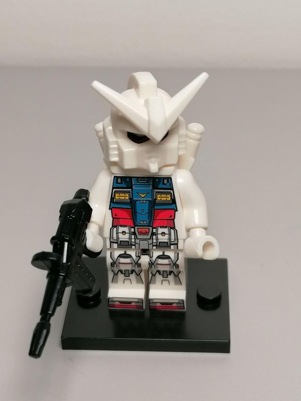 Mini Mobile Suit Gundam minifigure