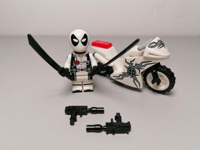 Deadpool minifigure with moto From Marvel Comics