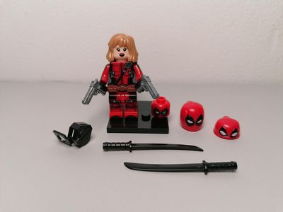 Miss Deadpool minifigure From Marvel Comics