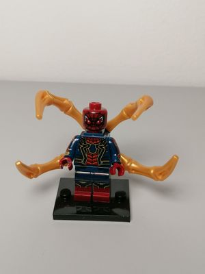Spider Man minifigure Deluxe Version