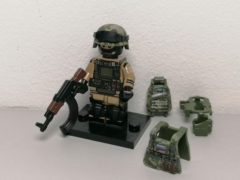Russian soldier minifigure Ukraine war