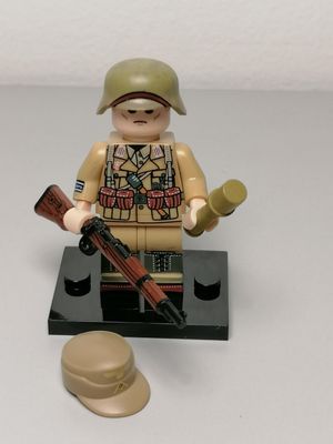 WW2 German Afrika Korps minifigure