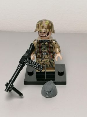 WW2 German panzergrenadier minifigure  SS Hitlerjugend​