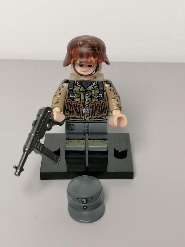 WW2 German panzergrenadier minifigure SS Hitlerjugend​