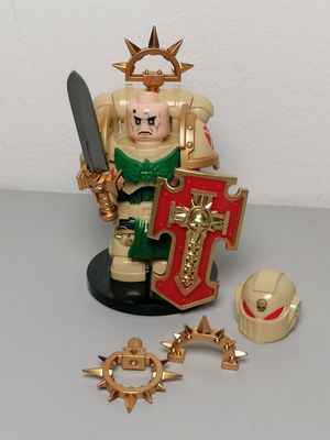 Warhammer Space Marines minifigure deluxe version