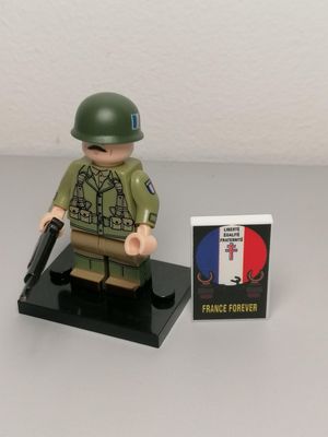 WW2 French soldier minifigure Free force