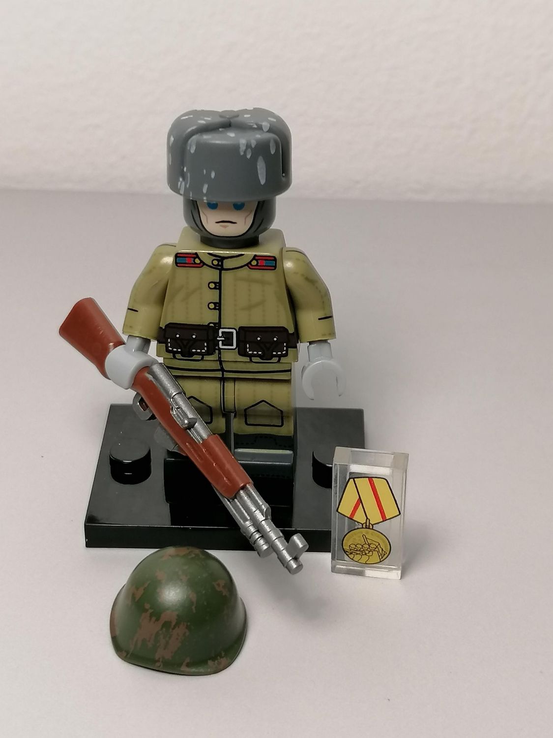 WW2 Russian Soldier minifigure