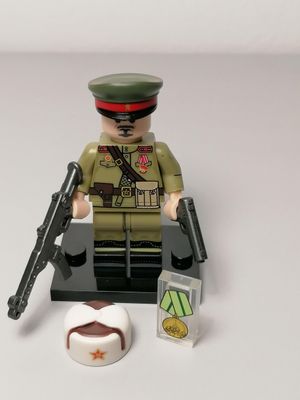 WW2 Russian officer minifigure