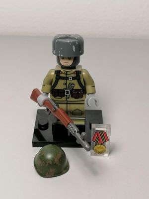 WW2 Russian Soldier minifigure