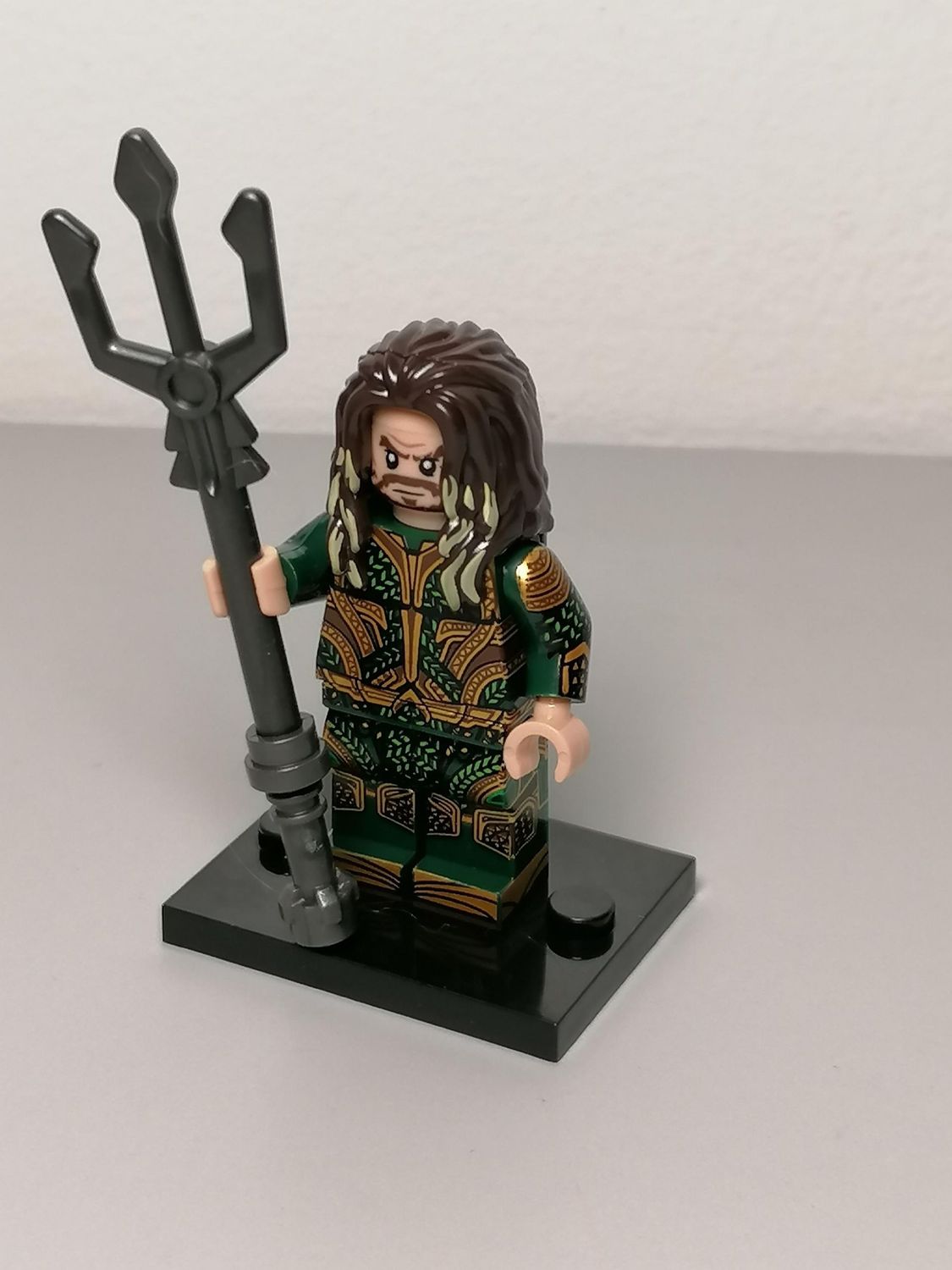 DC Comics Aquaman Minifigure movie version