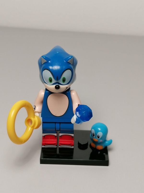 Sonic minifigure  from video game