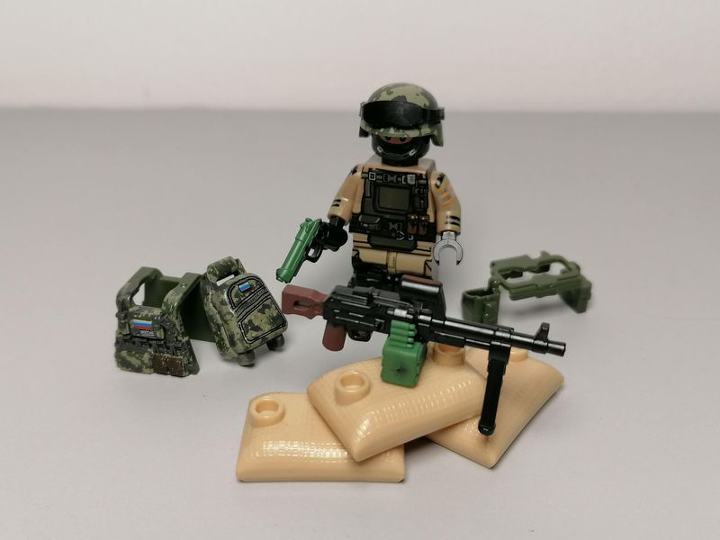 Russian soldier minifigure Ukraine war