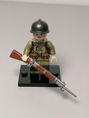 WW2 French soldier minifigure