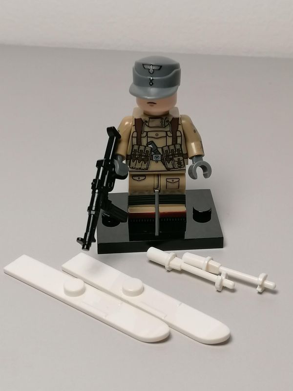 WW2 German Mountain Soldier minifigures
