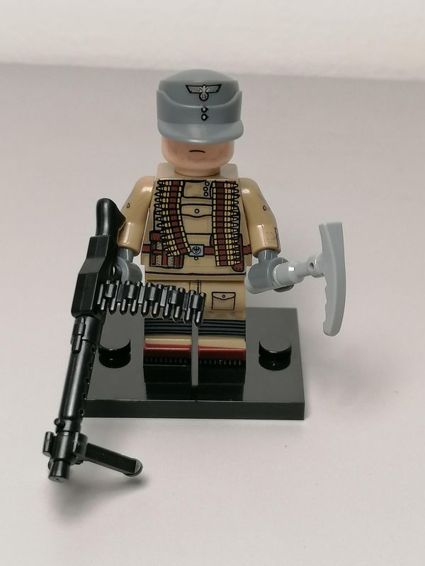 WW2 German Mountain Soldier minifigures