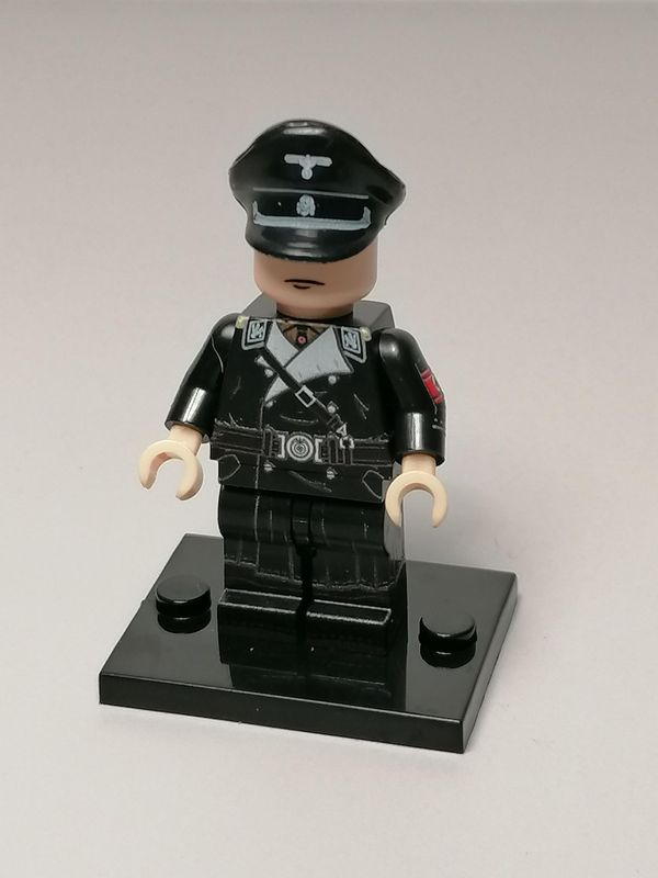 WW2 German  SS Obergruppenführer minifigures