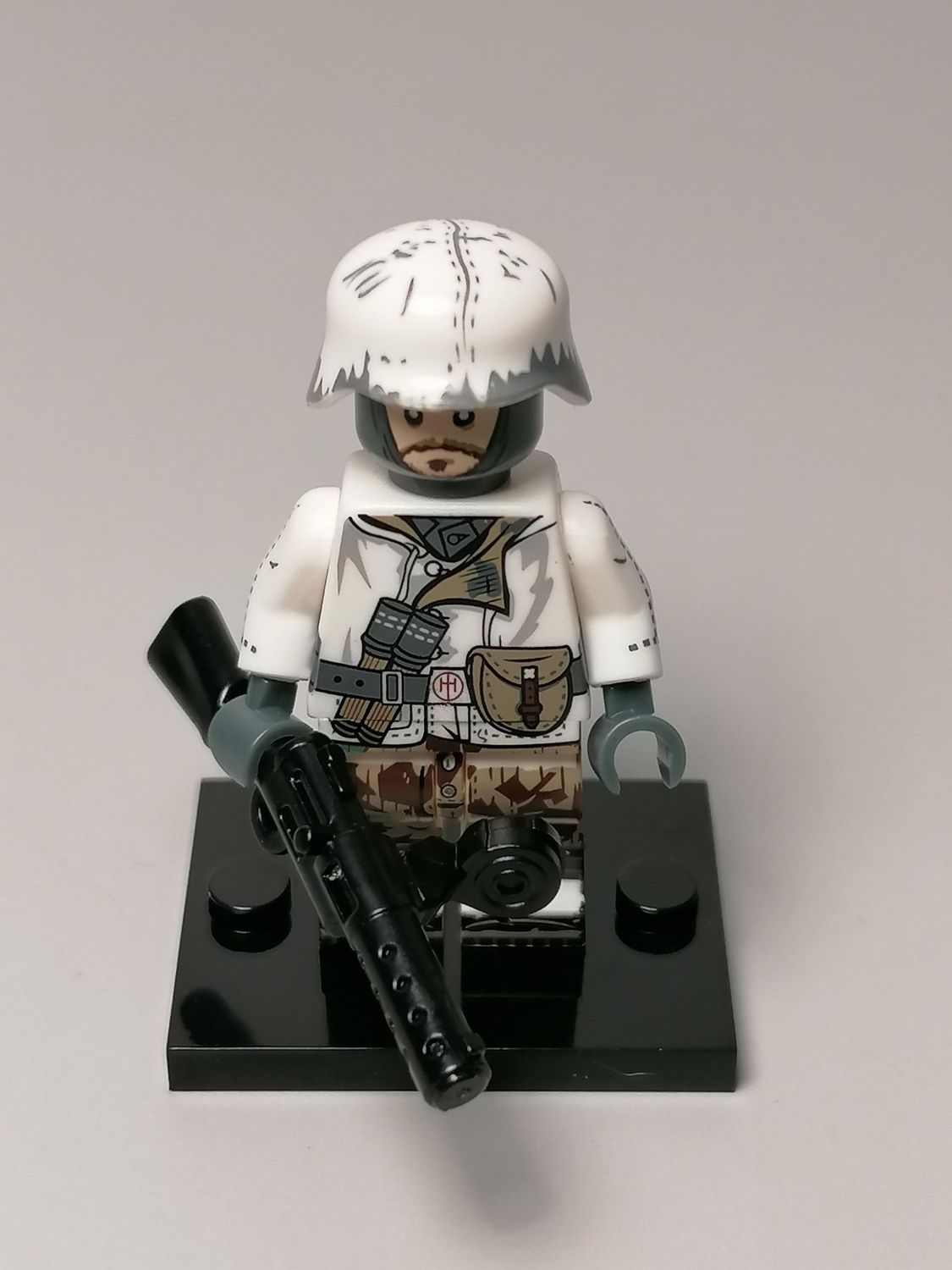 WW2 German Winter Soldier minifigures