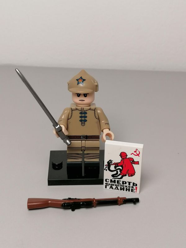 WW2 Russian Soldier minifigure