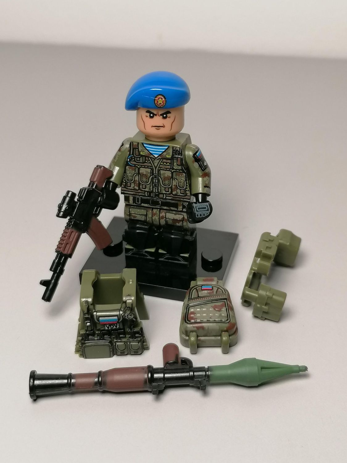 Russian soldier minifigure Ukraine war