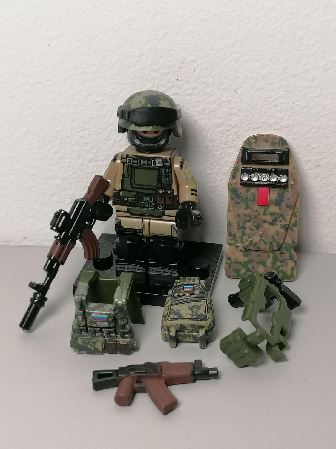 Russian soldier minifigure Ukraine war