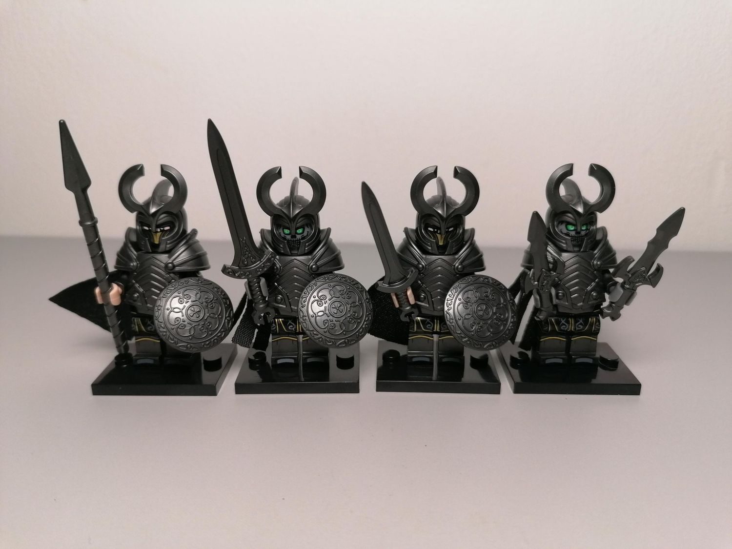 Lord Of The Rings minifigure Evil Elves Lot LOTR