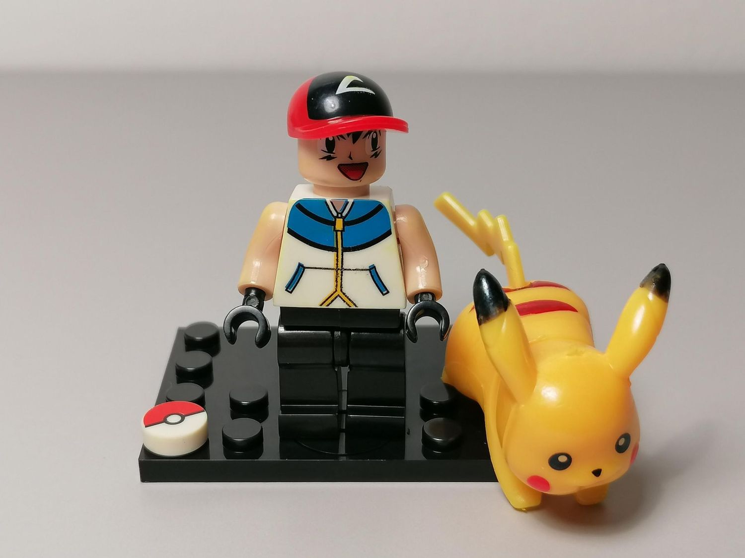 Pokemon Picachu minifigure Manga