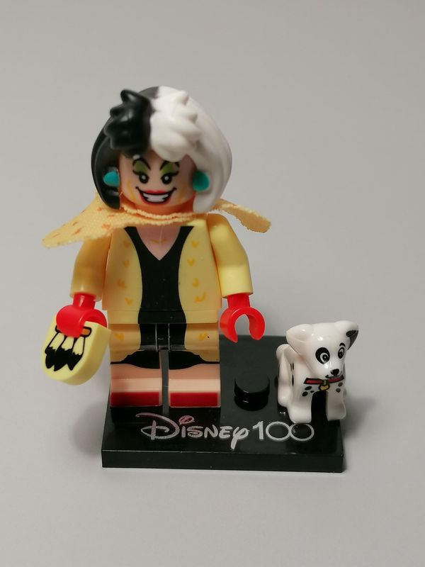101 Dalmatian minifigure from Disney