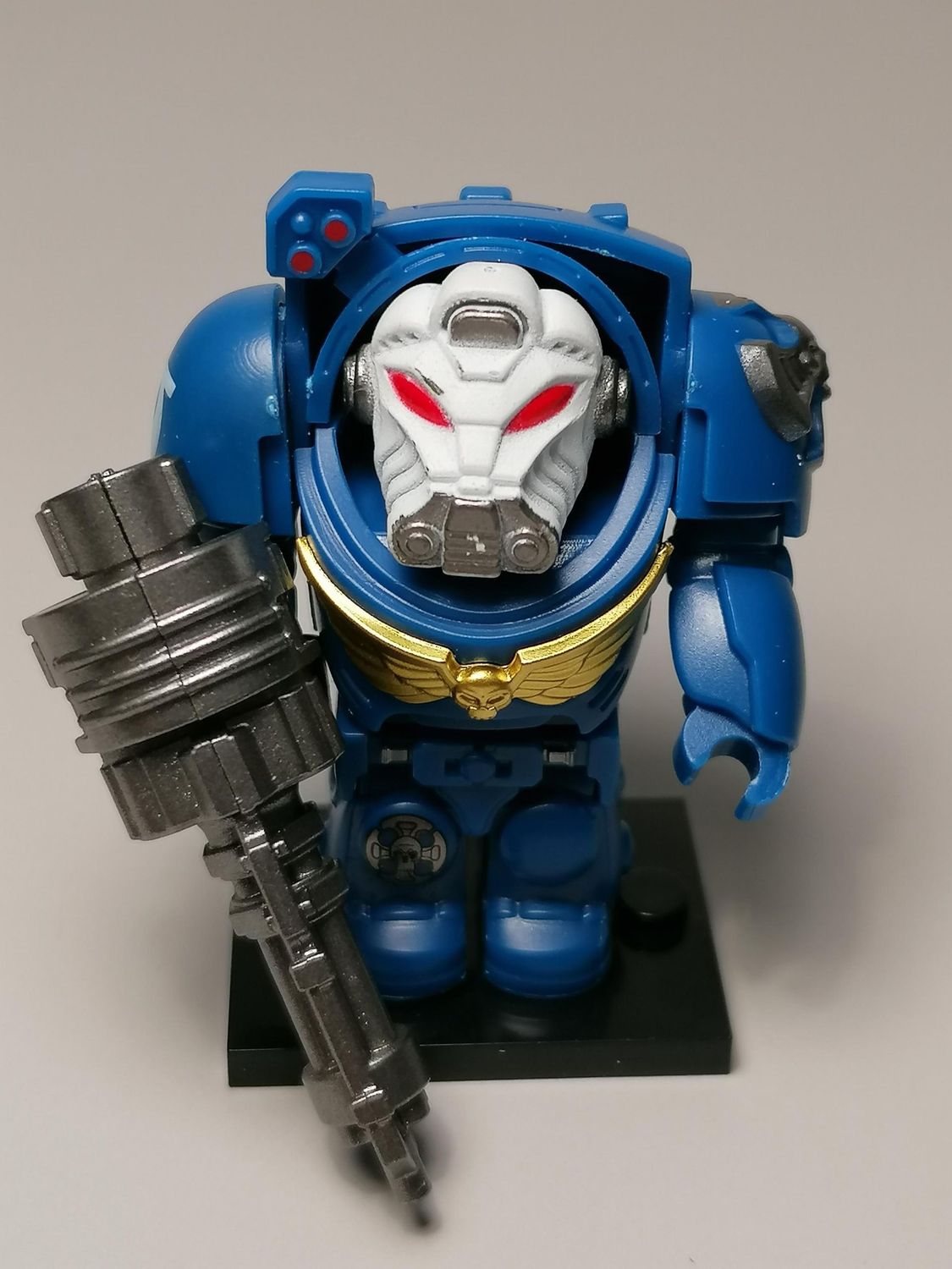 Warhammer Ultra Marines Terminator minifigure